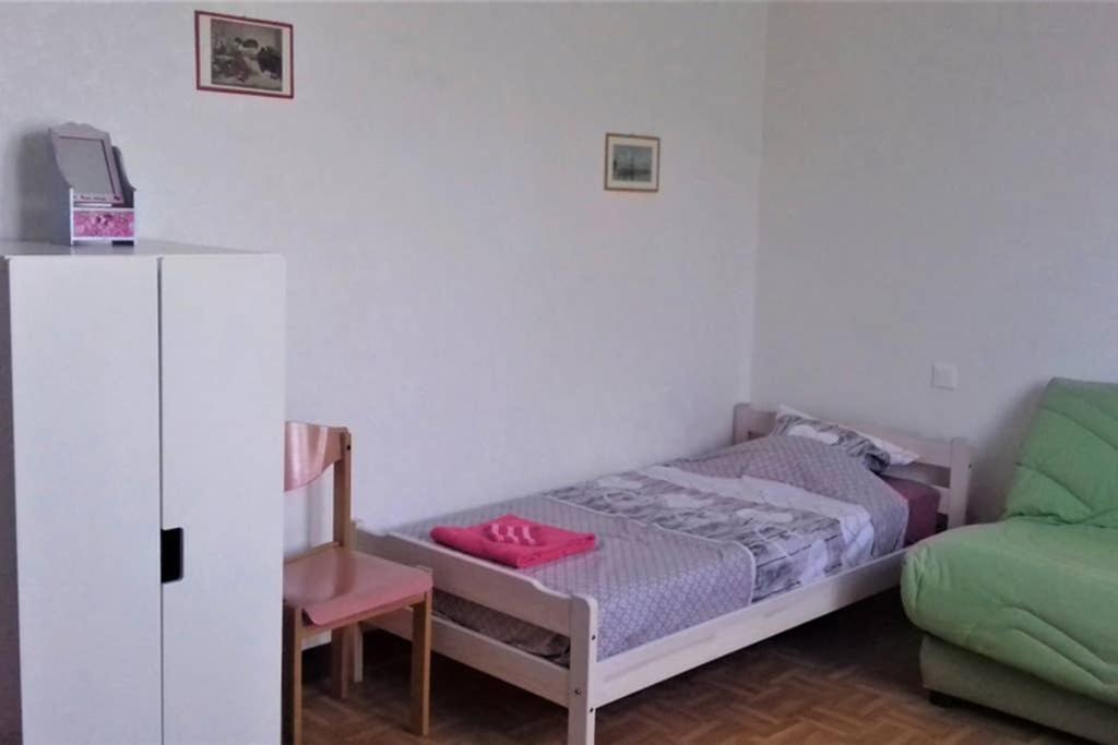 Spacieux Appartement Proche Centre Et Piscine 콩돔 외부 사진